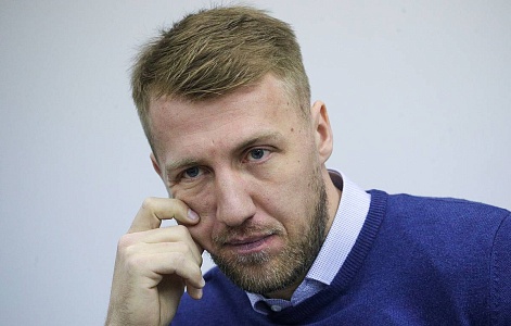 В ЮГУ прошла встреча с руководителем Федерации лыжных гонок Югры Евгением Дементьевым