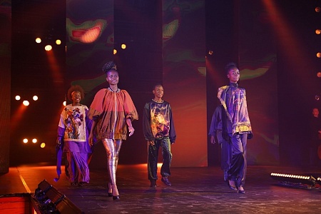 Студенты из Замбии и Ганы, обучающиеся в ЮГУ, стали моделями финального концерта Fashion-шоу