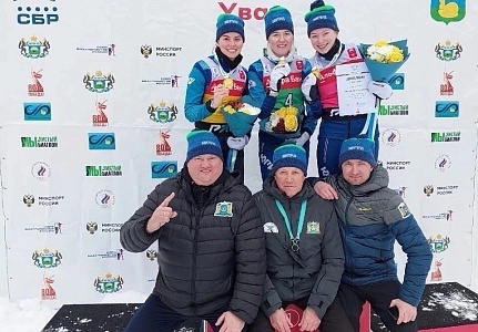 Студентка ЮГУ - победитель эстафеты первенство России по биатлону